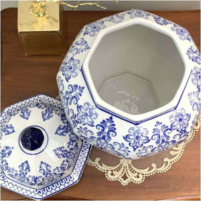 シノワズリデザインの上品な飾り壺（蓋付）｜インテリア小物｜輸入家具
